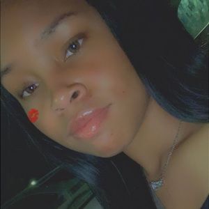 Meet your Posher, Khamri